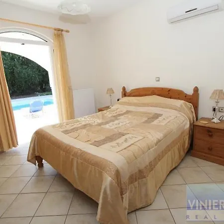 فيلة Spacious 5 Bed With Pool In Kefalonia *