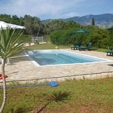 فيلة Spacious 5 Bed With Pool In Kefalonia