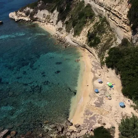 Spacious 5 Bed With Pool In Kefalonia